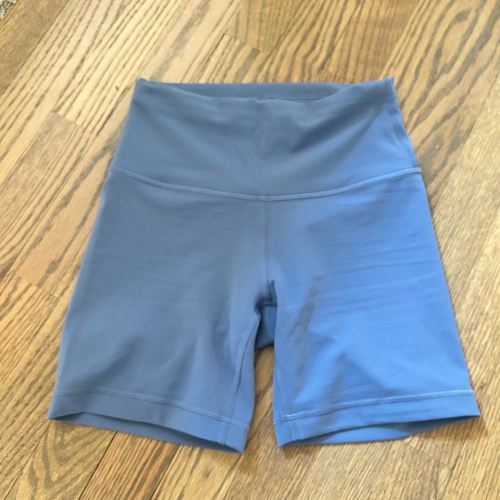 Lululemon Athletica Blue Bike Shorts Stretchy Athletic Wear